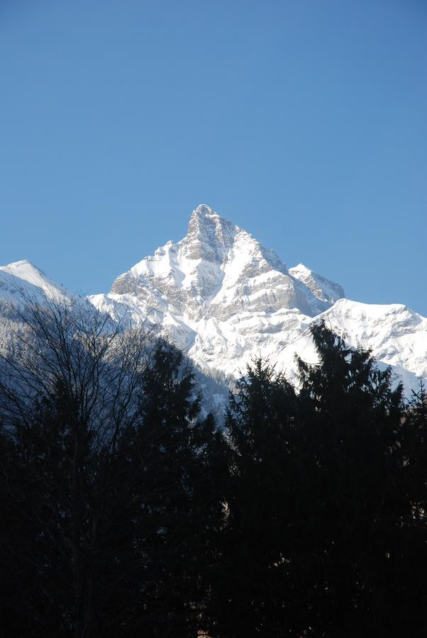 La Dent-Du-Midi Hotel & Restaurant Saint-Maurice Bagian luar foto